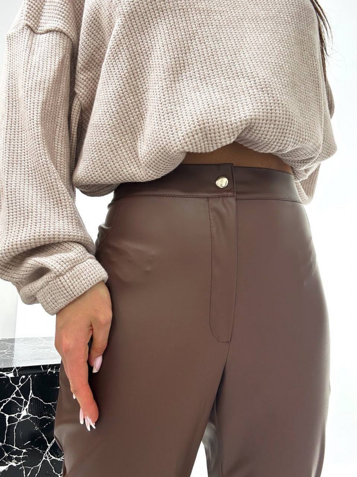 Жіночі штани з еко шкіри колір коричневий р.58/60 444132