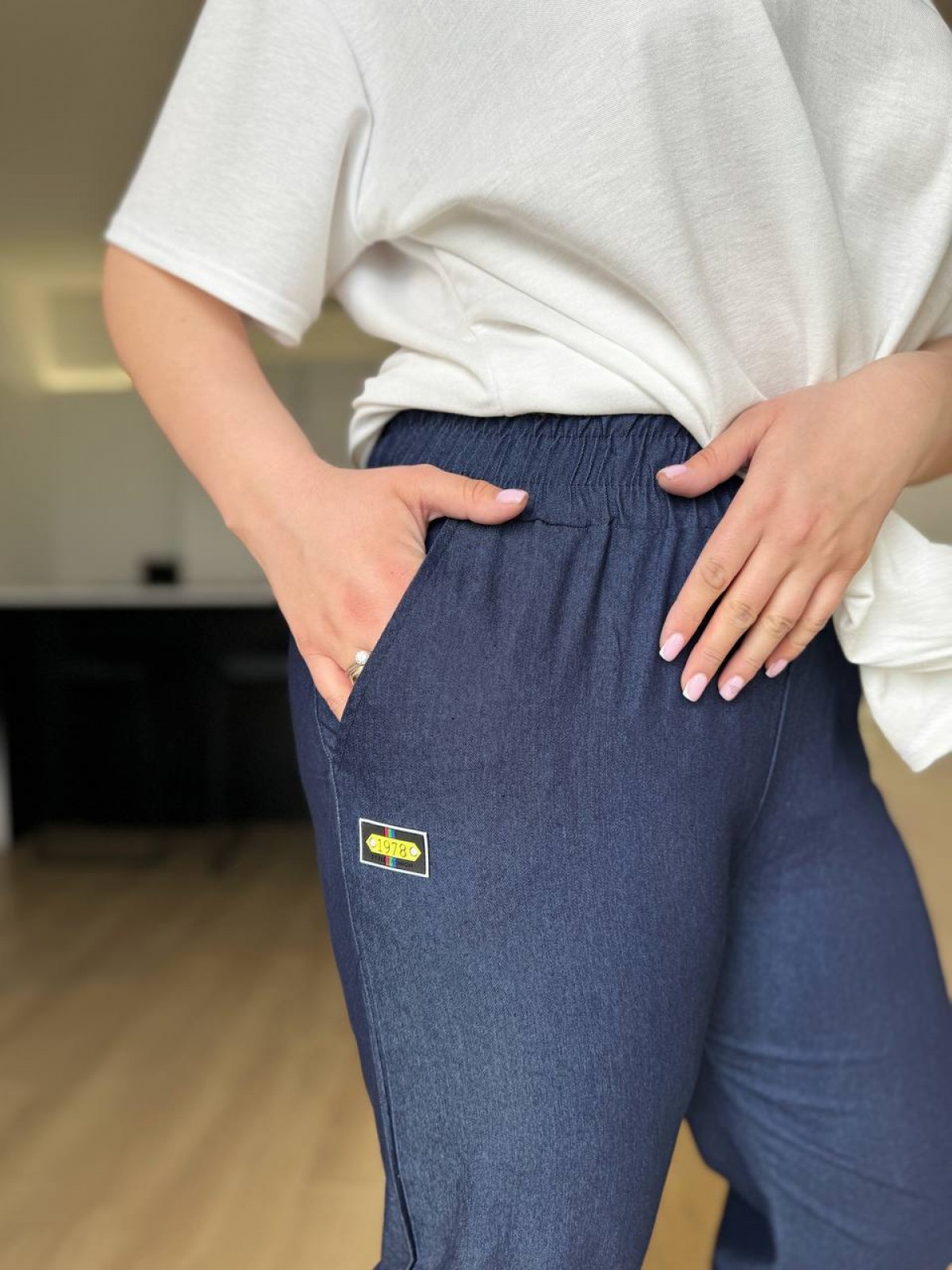 Жіночі штани МОМ колір джинсовий р.50/52 452809