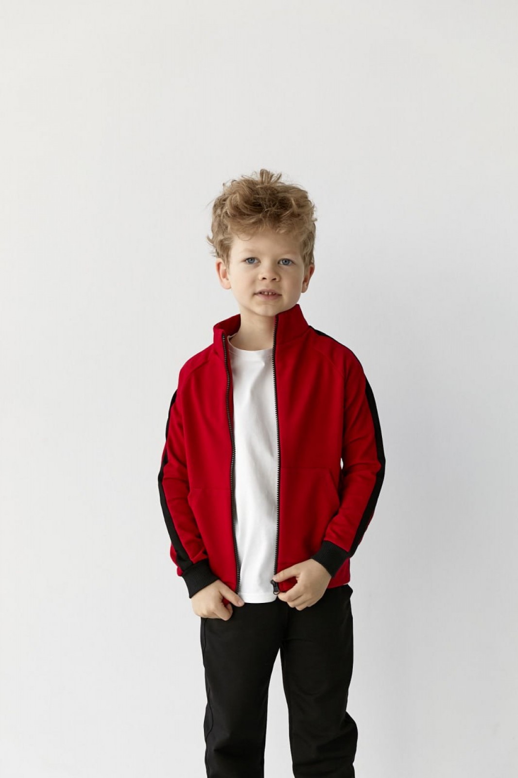 Спортивний костюм на хлопчика колір червоний з чорним р.152 407380