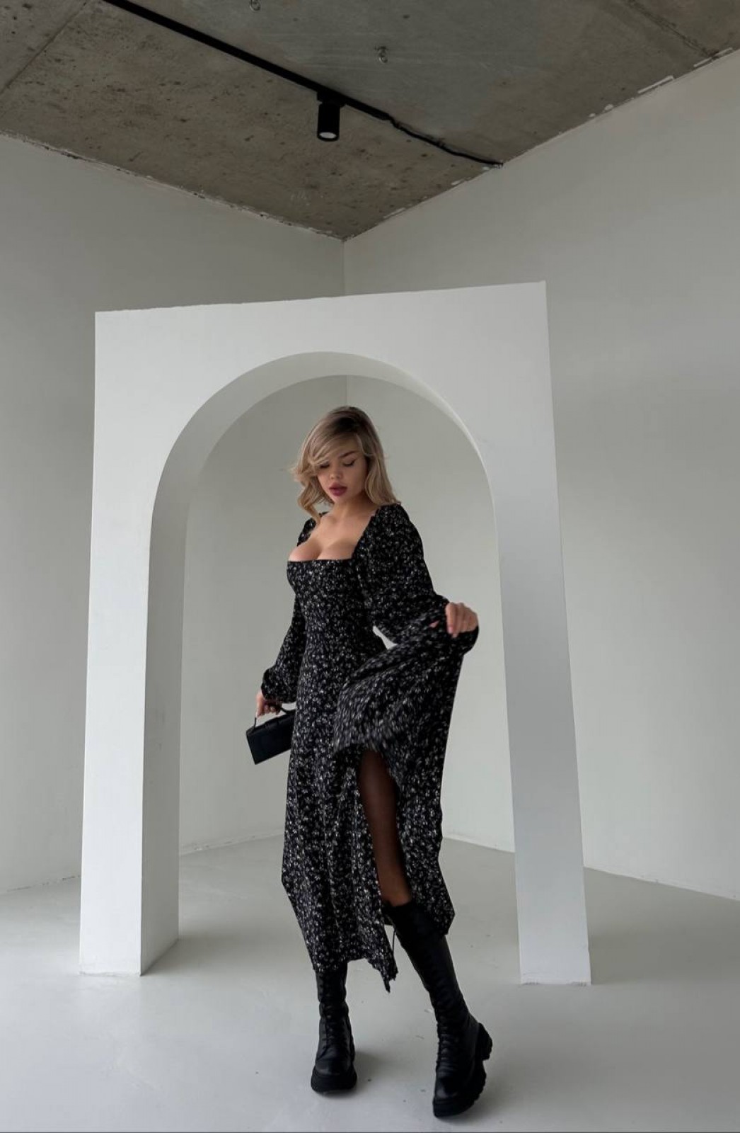 Жіноча сукня із софту колір чорний р.46/48 450385