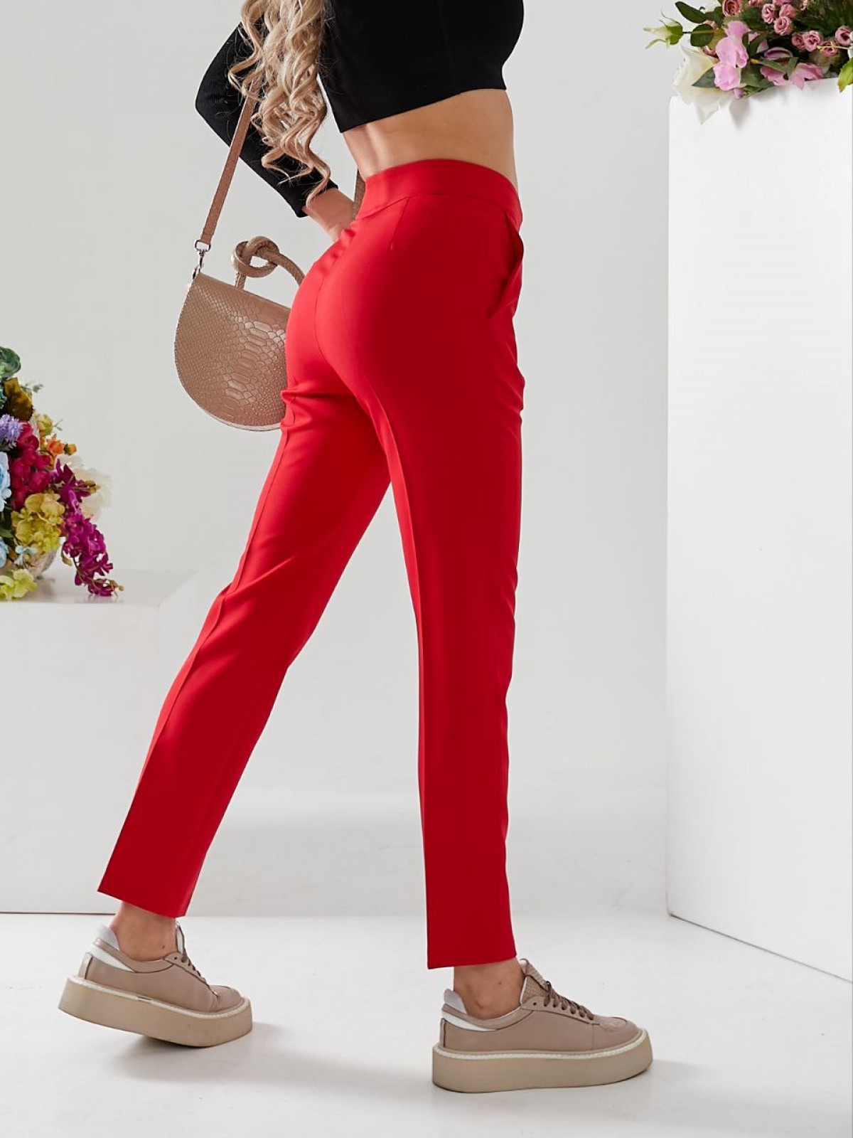 Жіночі штани червоного кольору р.M 396736