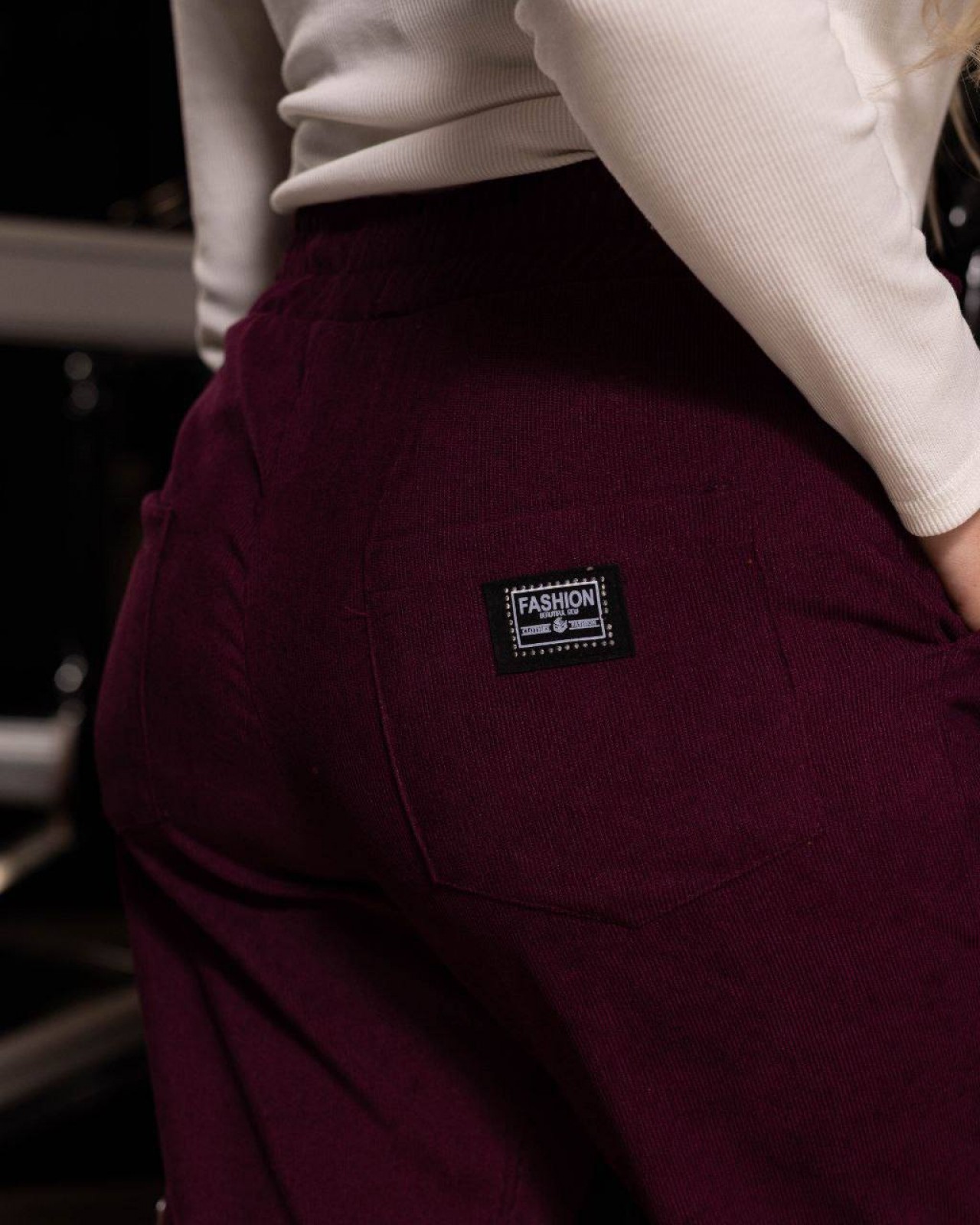 Жіночі штани джогери колір марсала р.50/52 442358