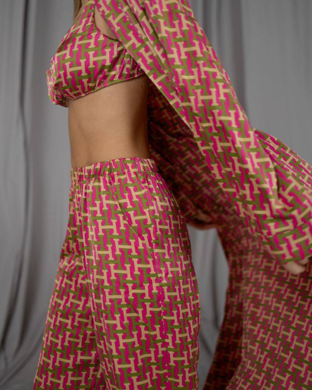 Жіночий піжамний костюм трійка колір рожевий р.S/M 448465