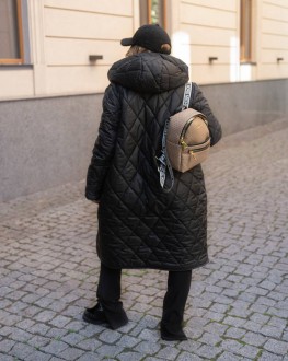 Жіноче зимове пальто чорний ромб розмір 58/60 386145