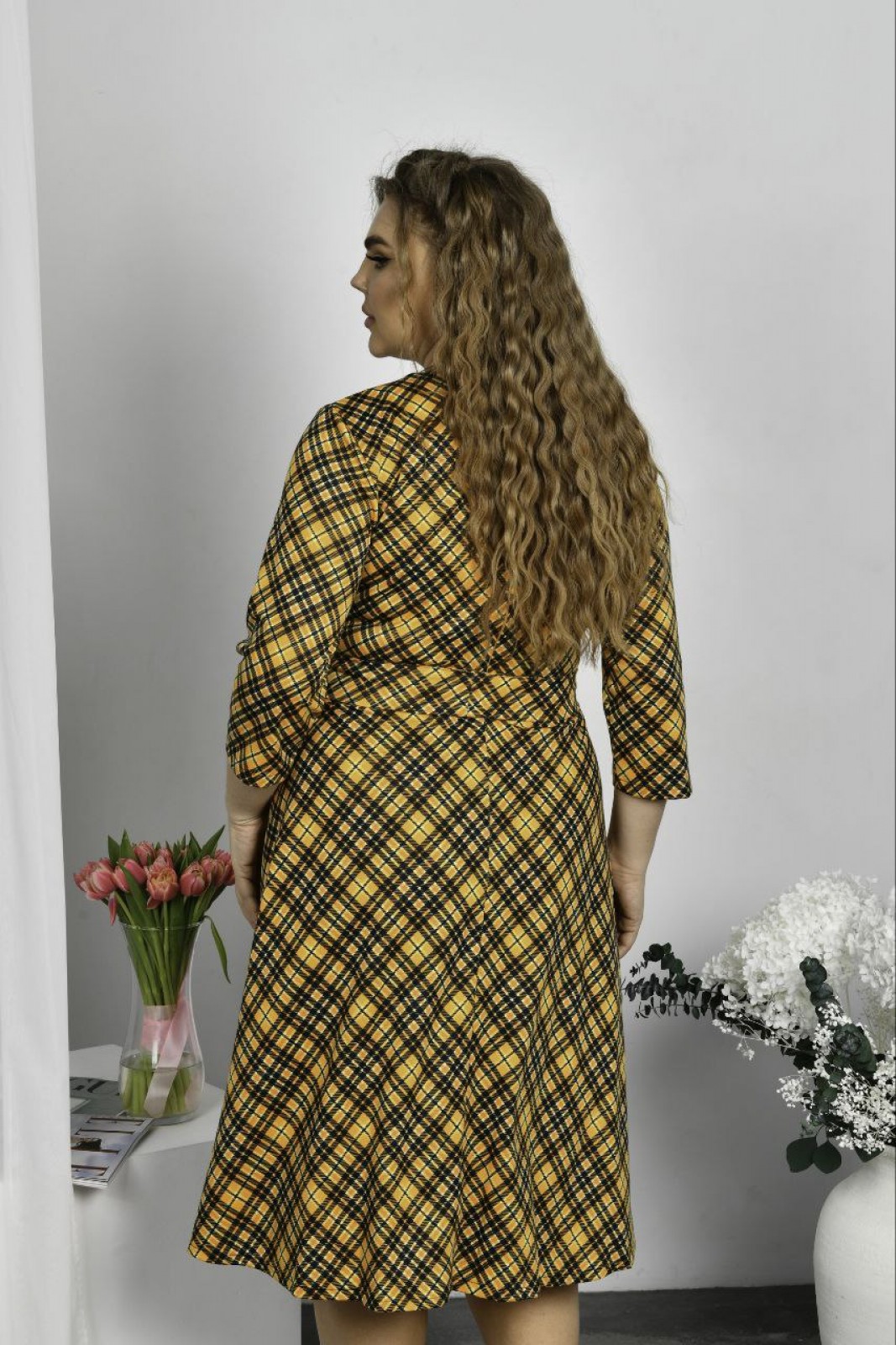 Жіноча сукня з поясом колір жовтий р.50/52 452470