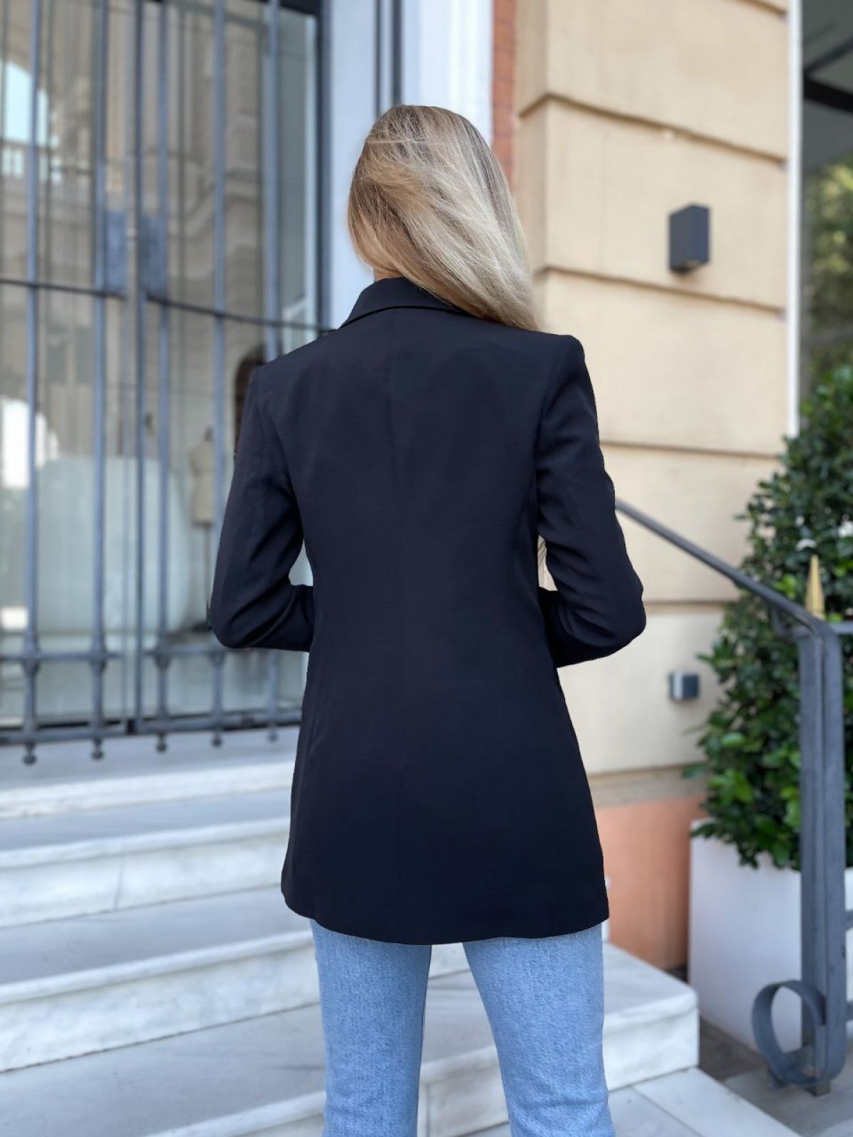 Жіночий піджак колір чорний р.XL 440766