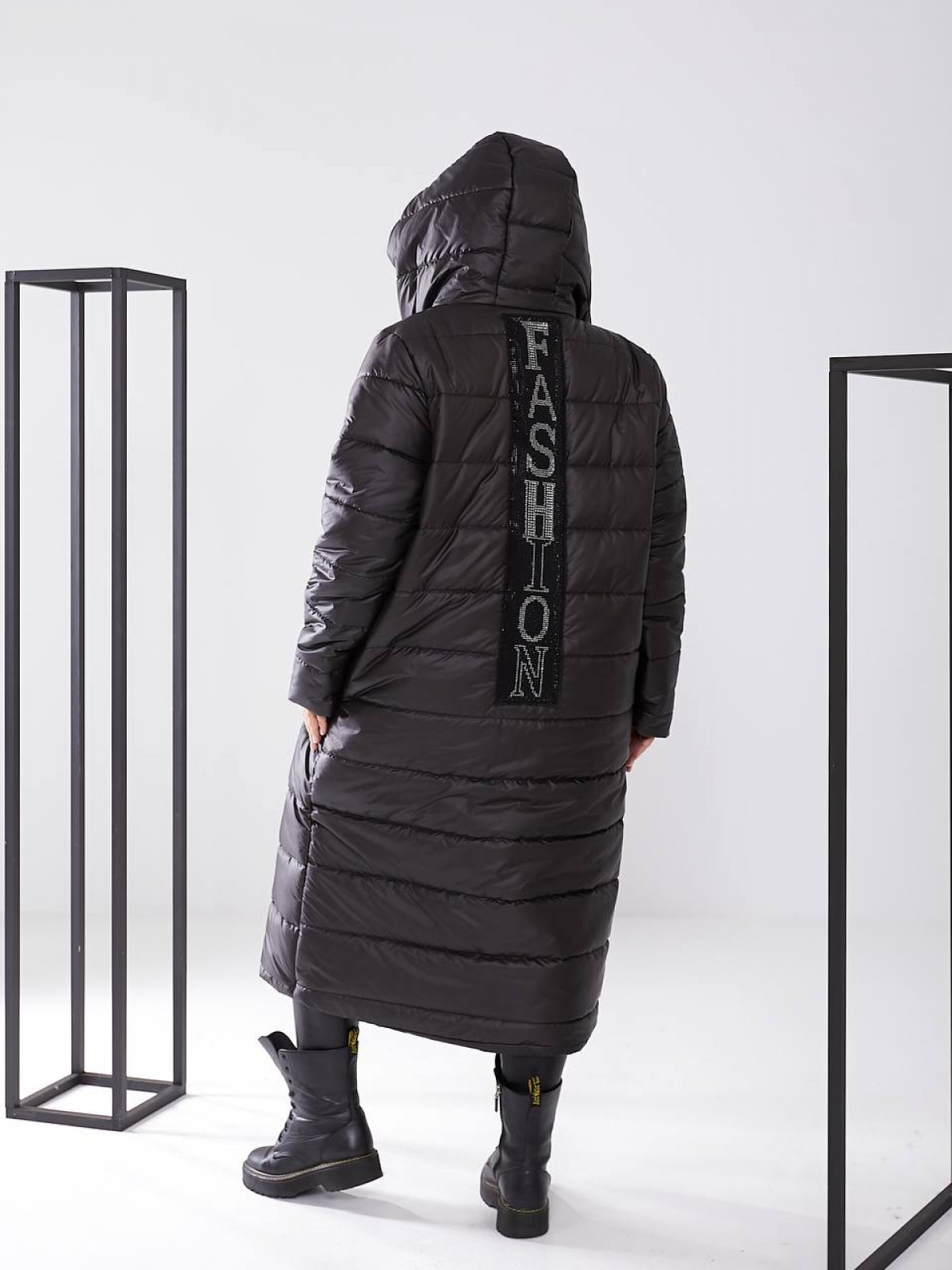 Жіноча куртка з плащової тканини колір чорний р.48/50 448146