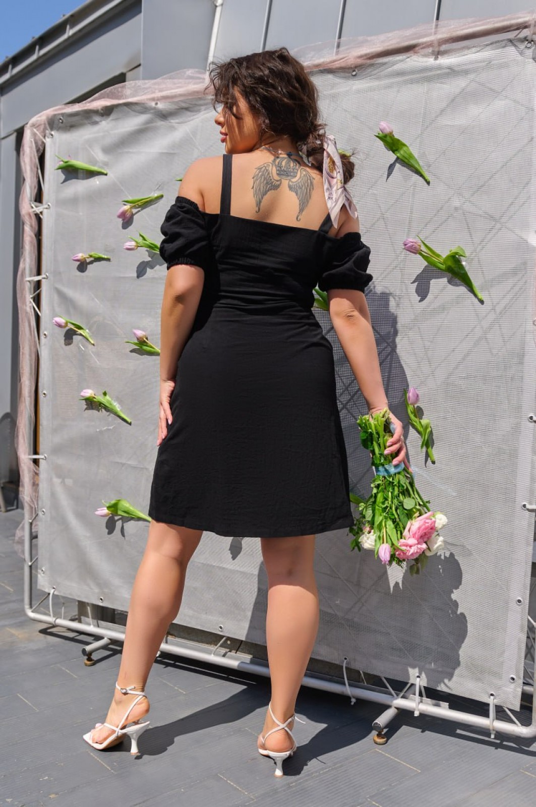 Жіноча сукня на ґудзиках колір чорний 433563