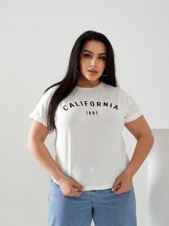 Жіноча футболка California колір молочний р.56/58 432455