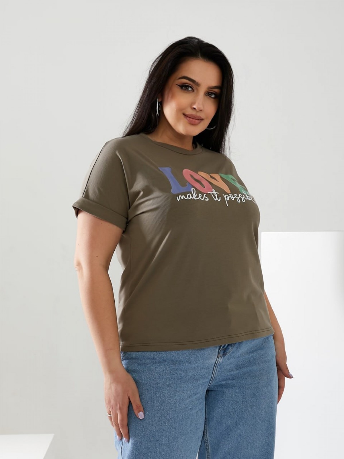 Жіноча футболка LOVE колір світлий хакі р.56/58 432482