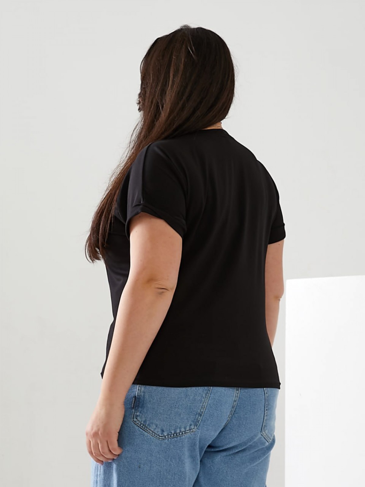 Жіноча футболка PLEASURE колір чорний р.56/58 433672