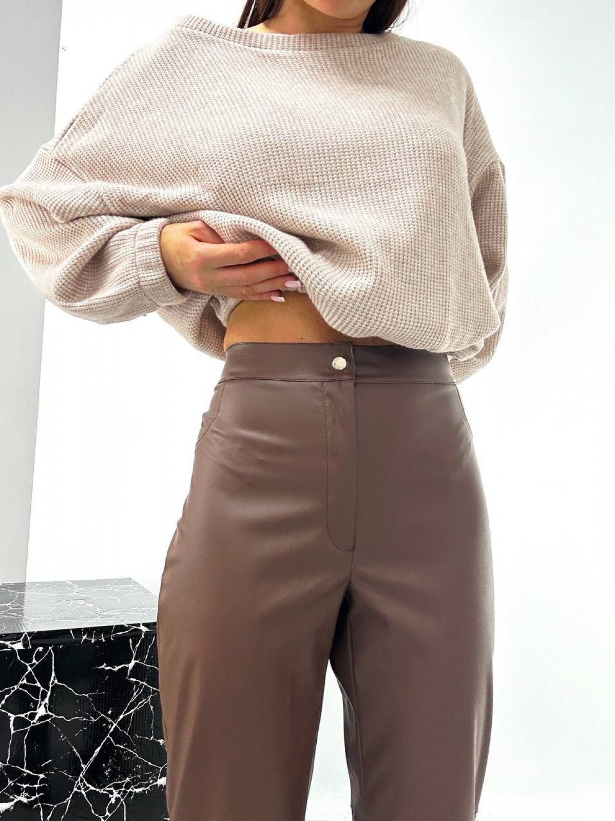 Жіночі штани з еко шкіри колір коричневий р.50/52 444130