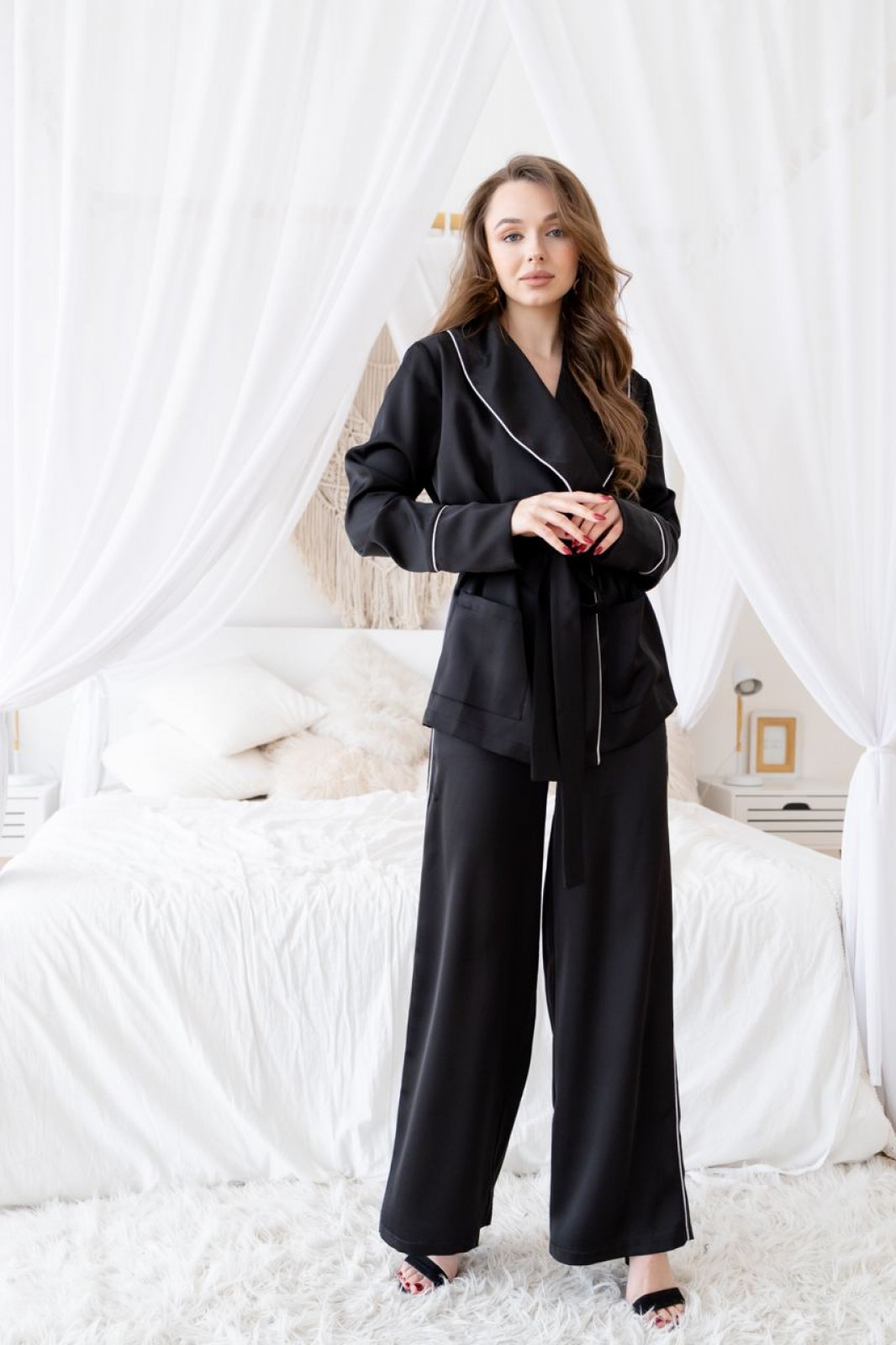 Жіночий костюм в піжамному стилі колір чорний р.M/L 408419
