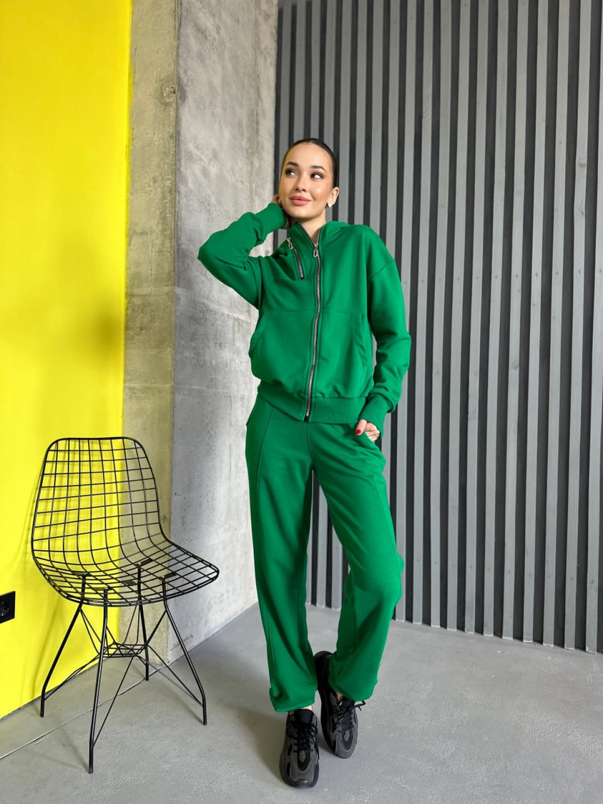 Жіночий спортивний костюм колір зелений р.42/44 450759