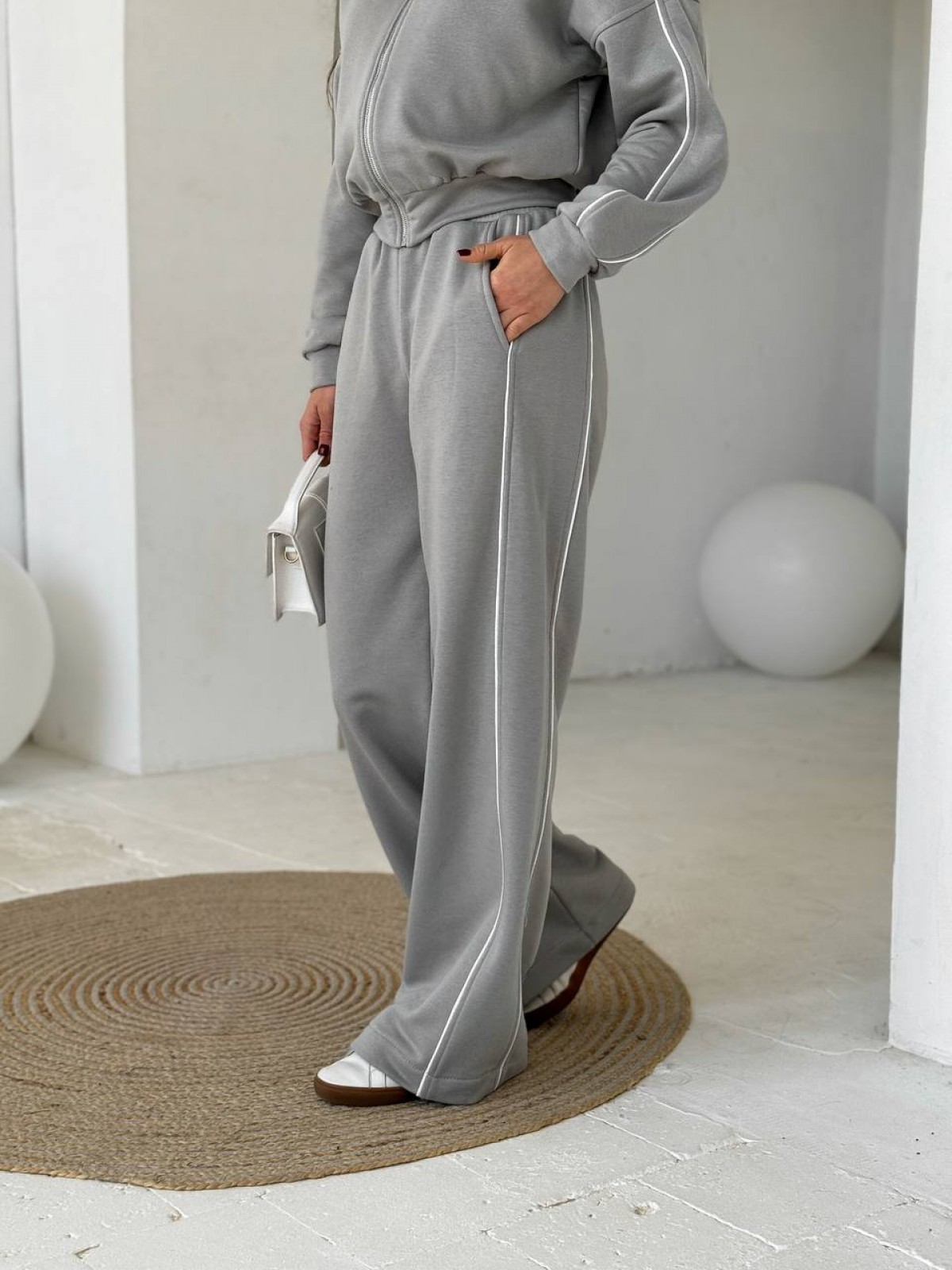 Жіночий костюм з брюками палаццо колір сірий р.46/48 454409