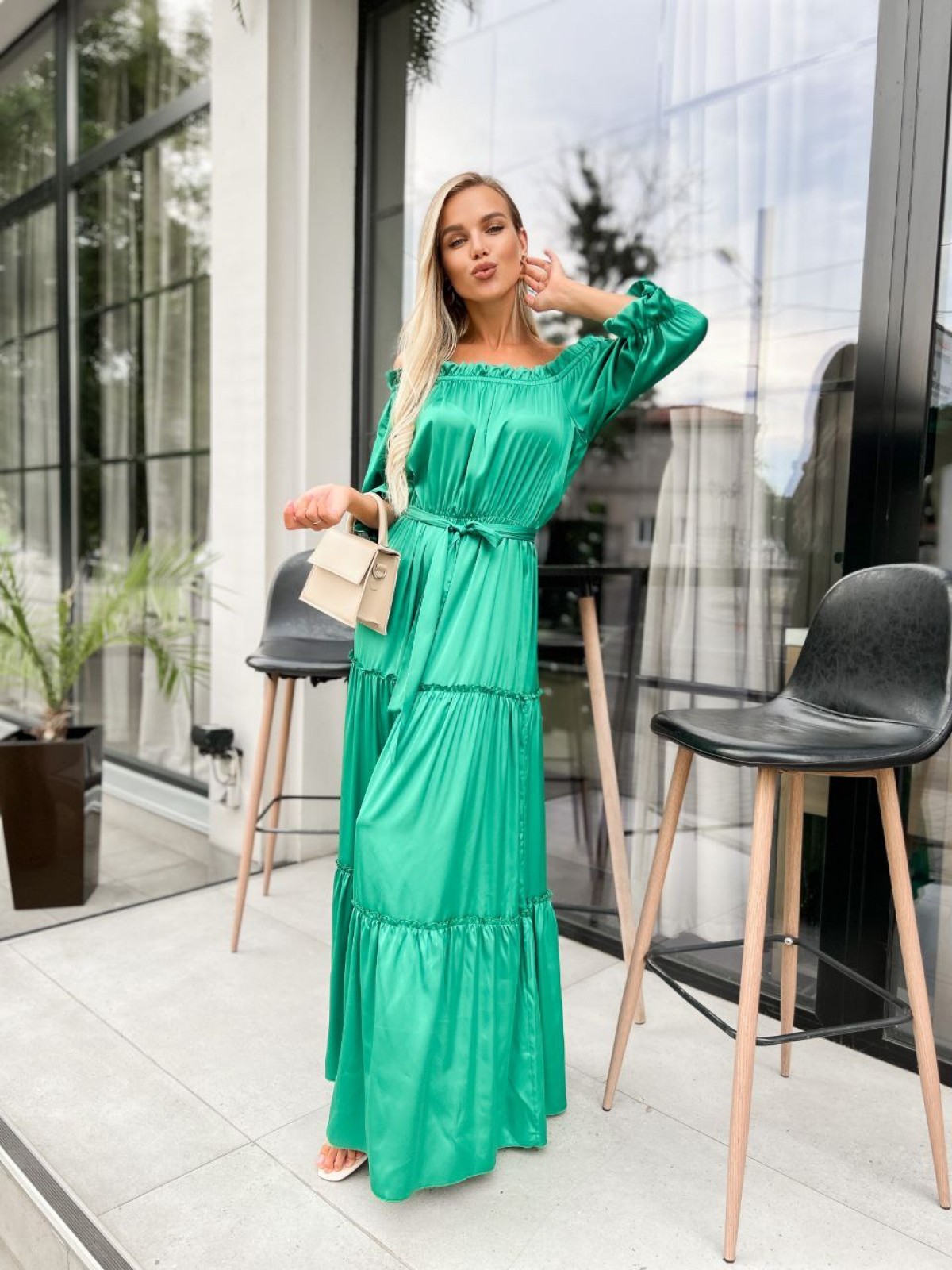 Жіноча довга сукня з рукавом зеленого кольору р.L/XL 386976